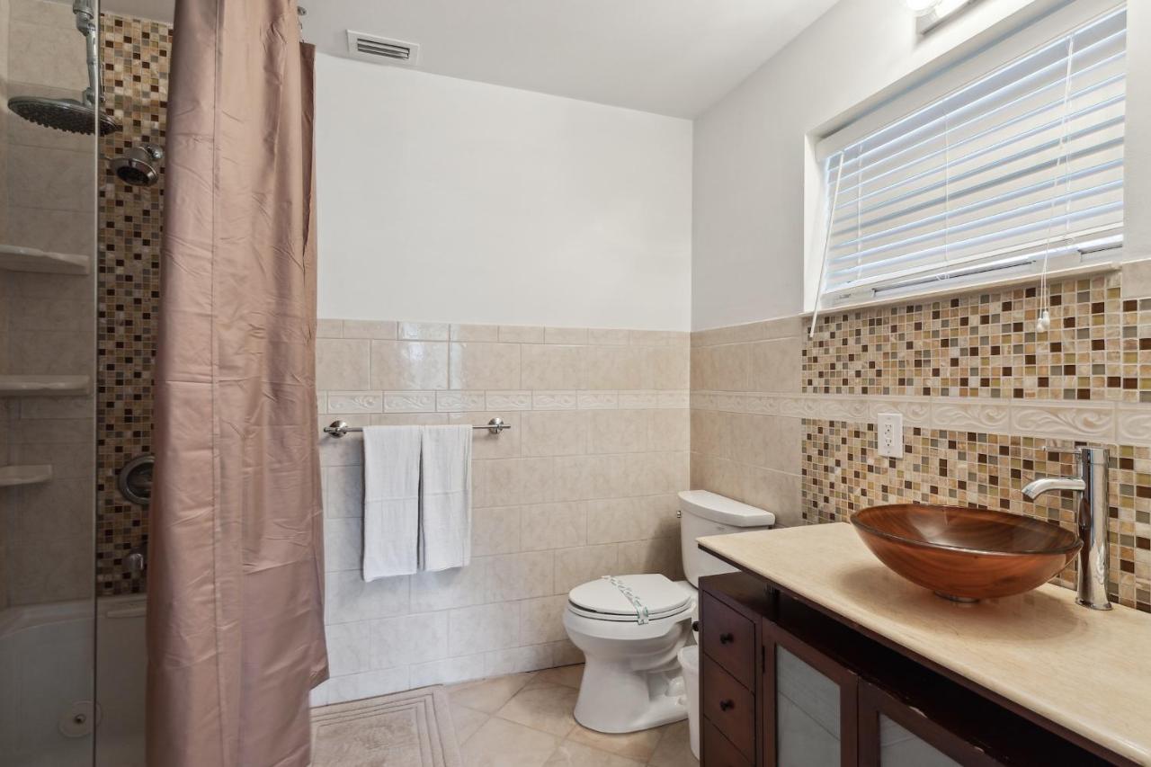 Chic Fort Lauderdale House With Private Pool מראה חיצוני תמונה